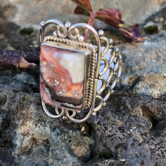 Robin's Nest Jewels Jewelry - ♥️SALE! Crazy lace agate ring